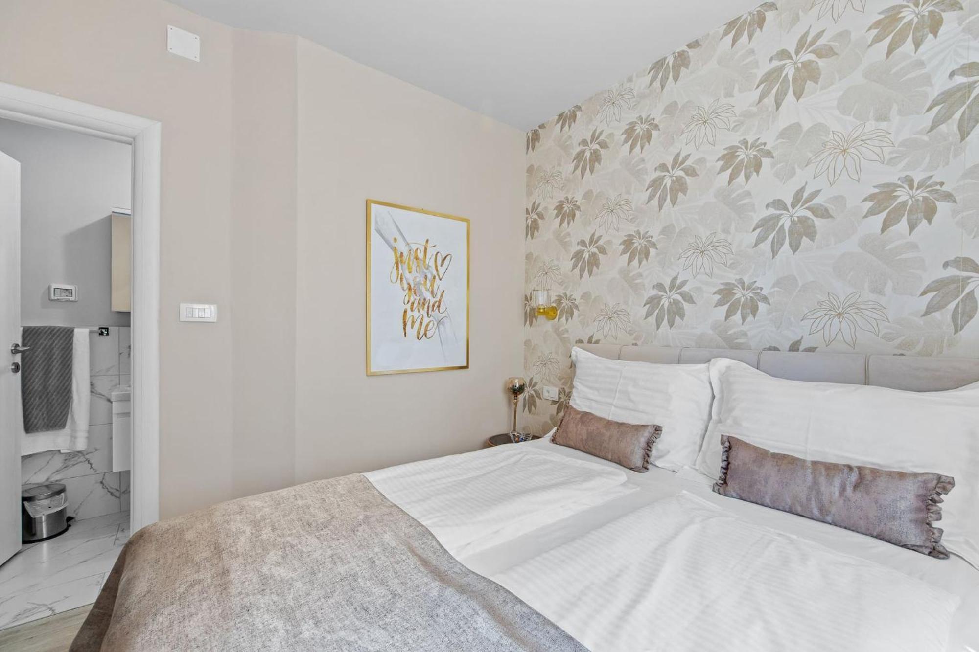 Apartments Lady M Rabac Exterior photo